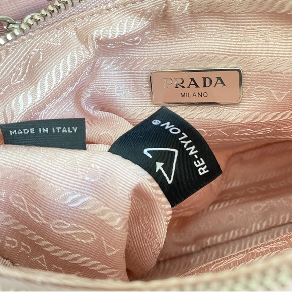 Prada Re-edition Bag pink - Picture 14 of 16